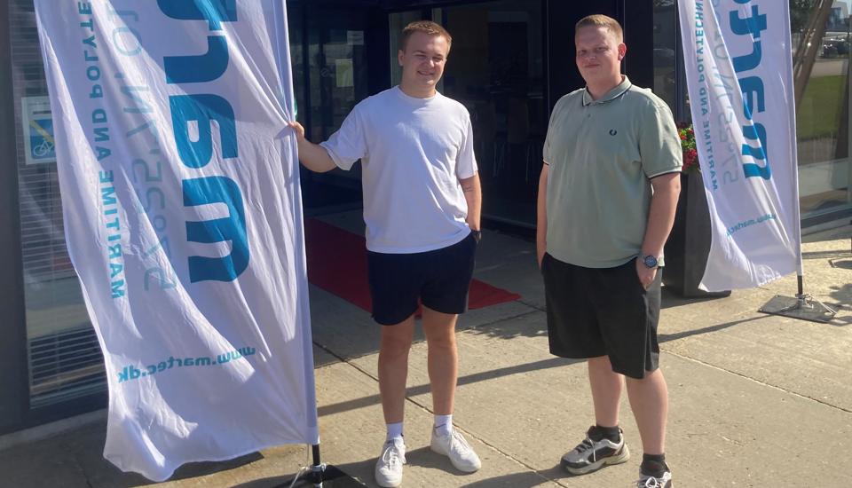 Emil Pruzljanin (tv.) og Henrik Toftdahl Thomsen er to af de nye studerende på maskinmesteruddannelsen i Thisted. Uddannelsen udbydes af Martec i Frederikshavn, men har hjemsted på UCN på Lerpyttervej i Thisted. <i>Foto: Morten Kyndby Holm</i>