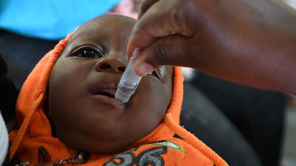 Regeringen i Zimbabwe vil optrappe vaccinationsindsatsen blandt børn i landet for at komme et stort mæslingeudbrud til livs. (Arkivfoto). <i>Unicef/Wamala/Reuters</i>