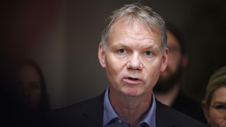 Jens Henrik Thulesen Dahl var fra 2011 og frem til i år medlem af Dansk Folkeparti, inden han forlod partiet efter valget af Morten Messerschmidt som formand. Nu er han folketingskandidat for Danmarksdemokraterne. (Arkivfoto). <i>Philip Davali/Ritzau Scanpix</i>