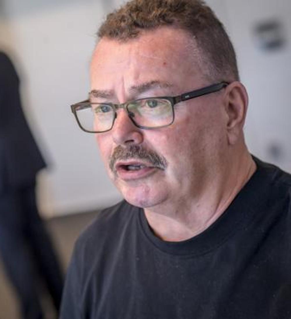 Klima- og miljørådmand Per Clausen (EL) er ikke afvisende overfor, at kommunen kan bidrage økonomisk til et landstrømsanlæg. Klima- og miljørådmand Per Clausen (EL) er ikke afvisende overfor, at kommunen kan bidrage økonomisk til et landstrømsanlæg.