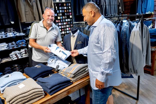 Jørgen Højslet overtog butikken i starten af 90erne. <i>Foto: Lars Pauli</i>