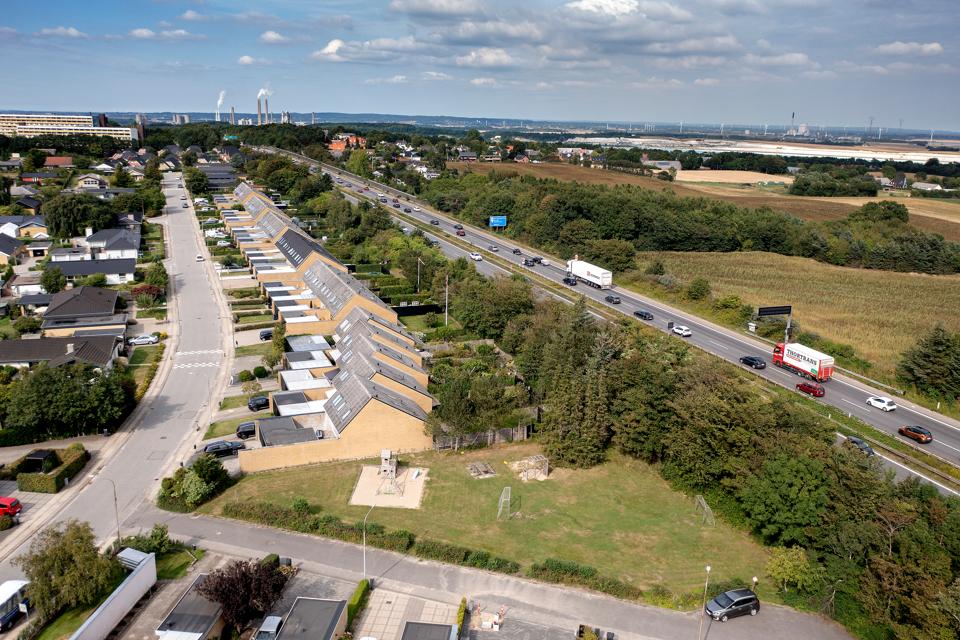 Et stort antal familier må i en periode finde ørepropperne frem, når stort projekt sættes i gang. <i>Arkivfoto: Lars Pauli</i>