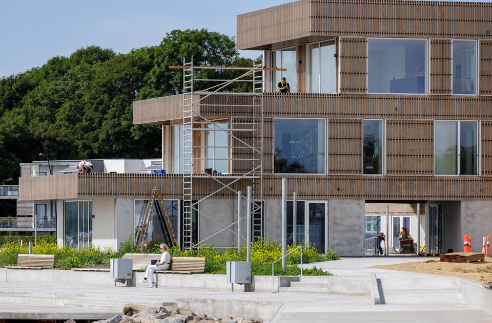 Sydhavnsvej er en byggeplads, og blandt andet derfor kan der ikke gives tilladelse til at bo i lejlighederne. <i>Arkivfoto: Henrik Bo</i>