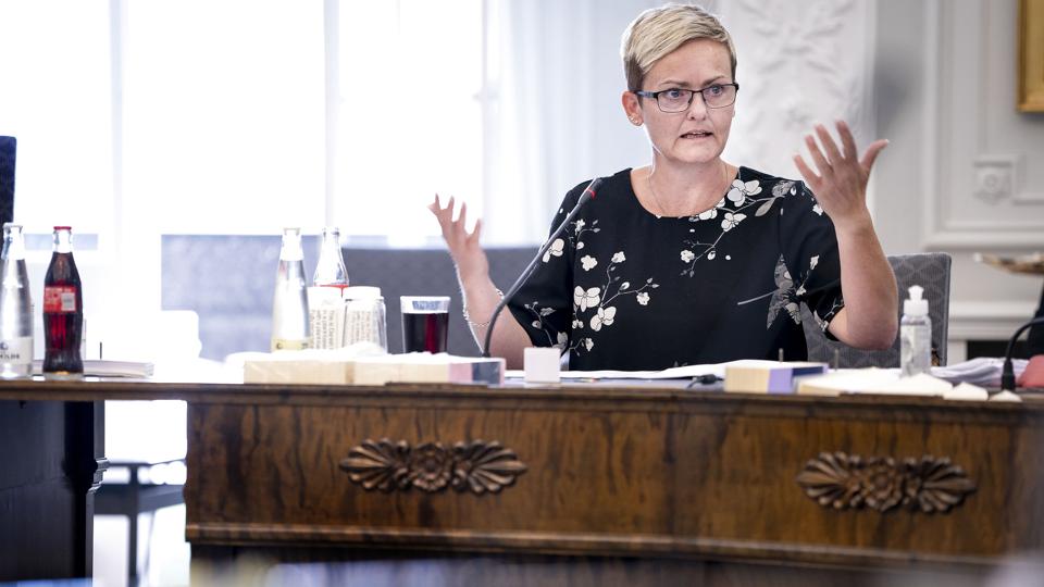 Det er ikke et krav, at undervisningsmateriale skal offentliggøres. Alligevel undrer det børne- og undervisningsminister Pernille Rosenkrantz-Theil, at foreningen Normstormerne ikke bare af egen drift ligger deres undervisningsmanual frem. Det siger hun i et samråd. <i>Liselotte Sabroe/Ritzau Scanpix</i>