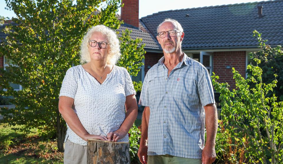 Naboer til virksomheden Genbrugssten i Brønderslev bliver svinet til af støv, og de mener ikke kommunen gør nok for at stoppe det. Inge Lise Holm Brønderslev 25. august 2022. <i>Foto: Bente Poder</i>