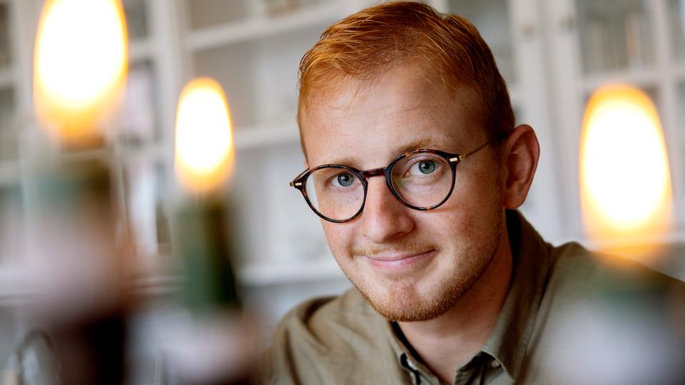 Søren Thomsen udkommer som 26-årig med sin debutbog. <i>Foto: Lars Pauli</i>