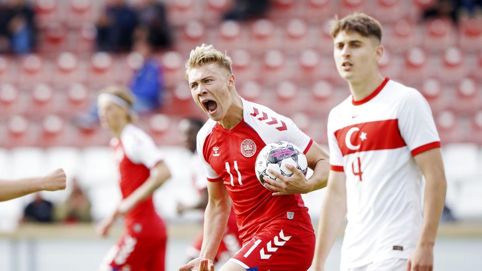 Rasmus Højlund, her i aktion for U21-landsholdet, er med i Atalanta-truppen til søndagens udekamp mod Verona. <i>Bo Amstrup / Ritzau Scanpix/Ritzau Scanpix</i>