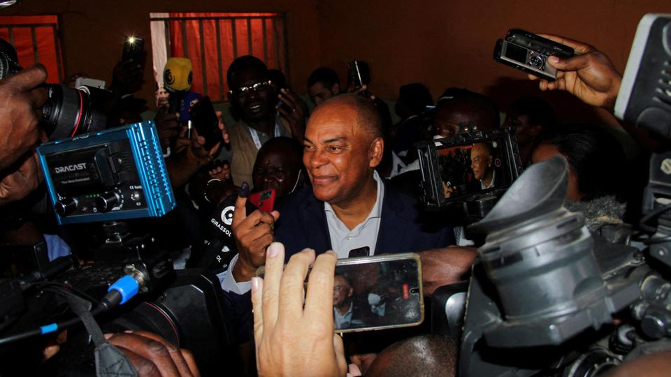 Adalberto Costa Junior, der er leder af Angolas førende oppositionsparti, Unita, afviste i sidste uge at anerkende et foreløbigt resultat af parlamentsvalget. Mandag er det endelige resultat offentliggjort. Det svarer stort set til det foreløbige resultat. <i>Stringer/Reuters</i>