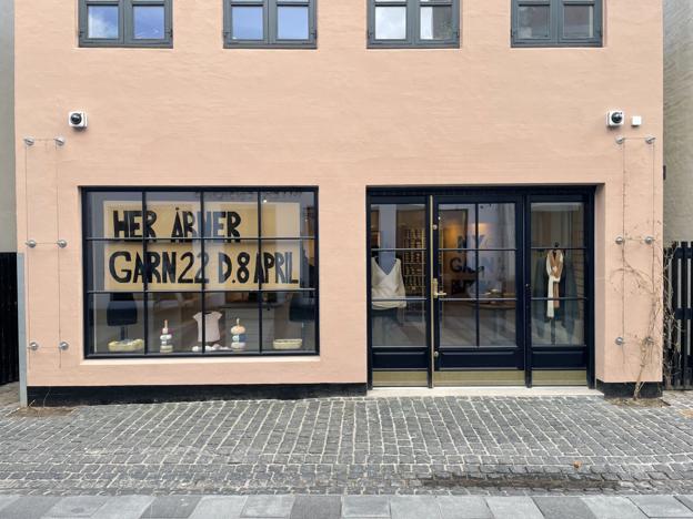 Det er første gang, at Annette Poulsen kaster sig ud i livet som butiksejer. Foto: Line Ettinger Julsgaard