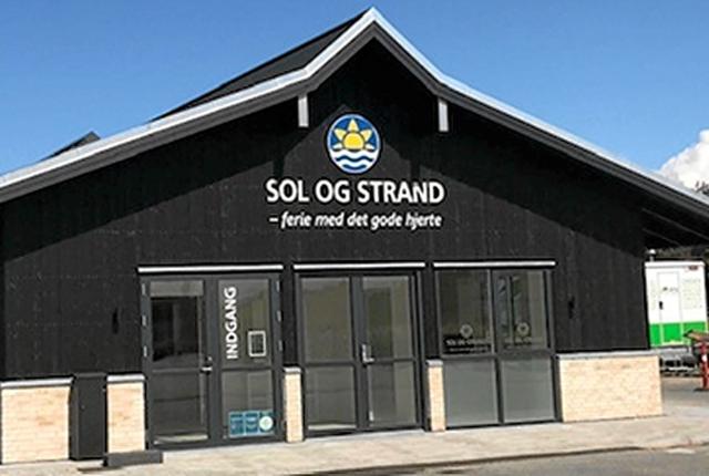 Sol og Strand i Løkken modtager ansøgning om en lokal håndsrækning. Foto: PR foto