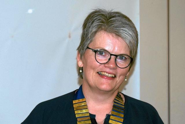 Jane Holm, præsident for Dronninglund Rotary Klub, er med i den dommerkomité, der skal vælge vinderen af årets erhvervspris blandt de indsendte forslag. Foto: Privat foto <i>Privat foto</i>