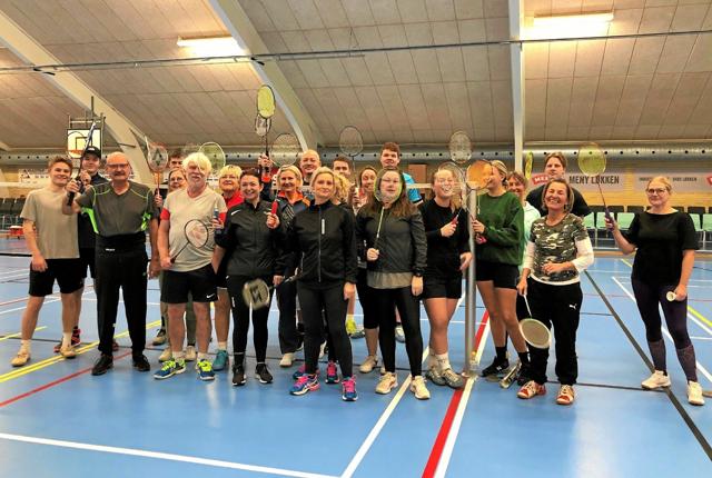 Overvældende tilslutning til nyt badmintonkoncept i Løkken. Foto: Kirsten Olsen