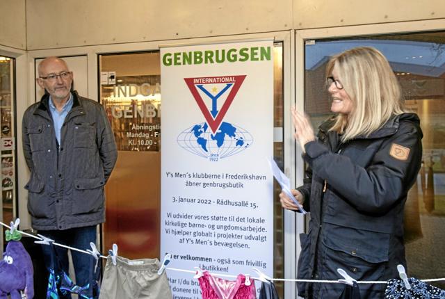 Som første officielle borgmesterhandling i denne periode åbnede Birgit S. Hansen Genbrugsen  på Rådhus Allé.