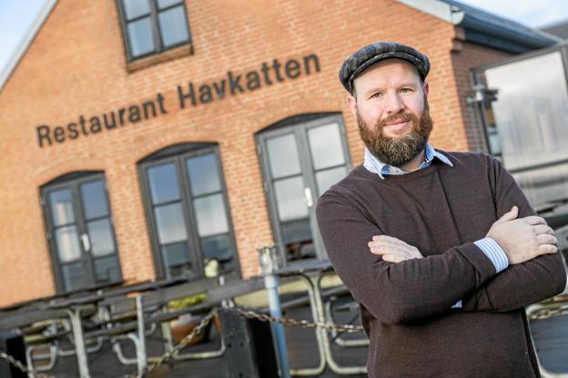 Frederik Bøgh Bisgaard er ansat som ny køkkenchef på Restaurant Havkatten i Hals. Foto: Allan Mortensen