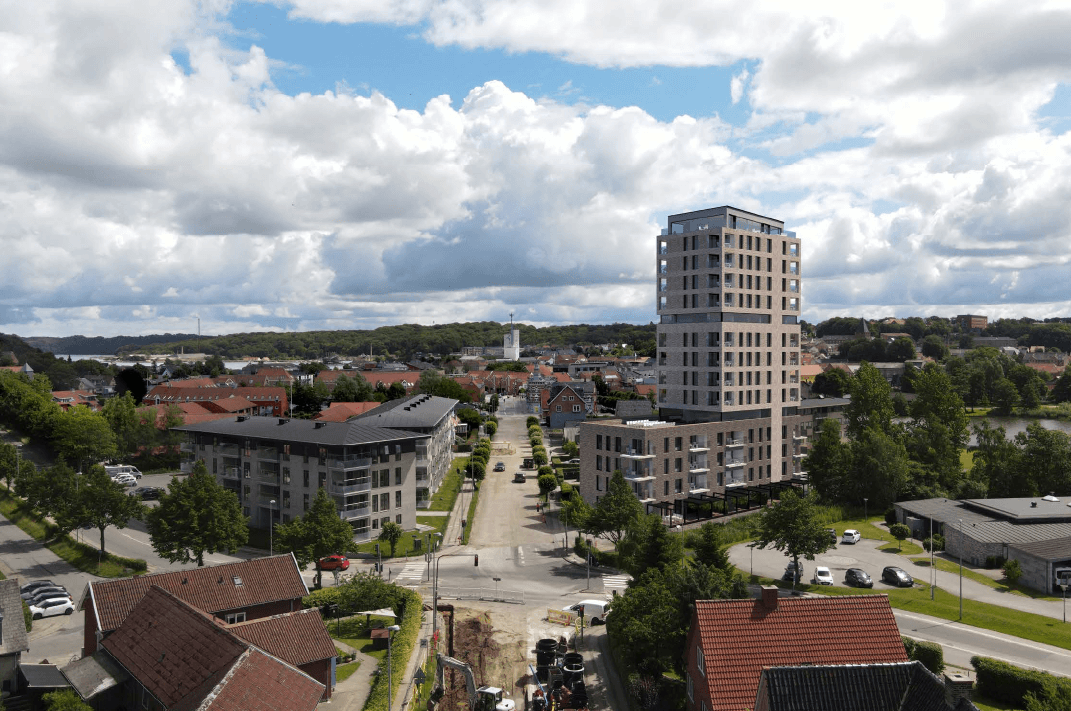 Byens grimmeste hus skal ned - det nye bliver 15 etager højt