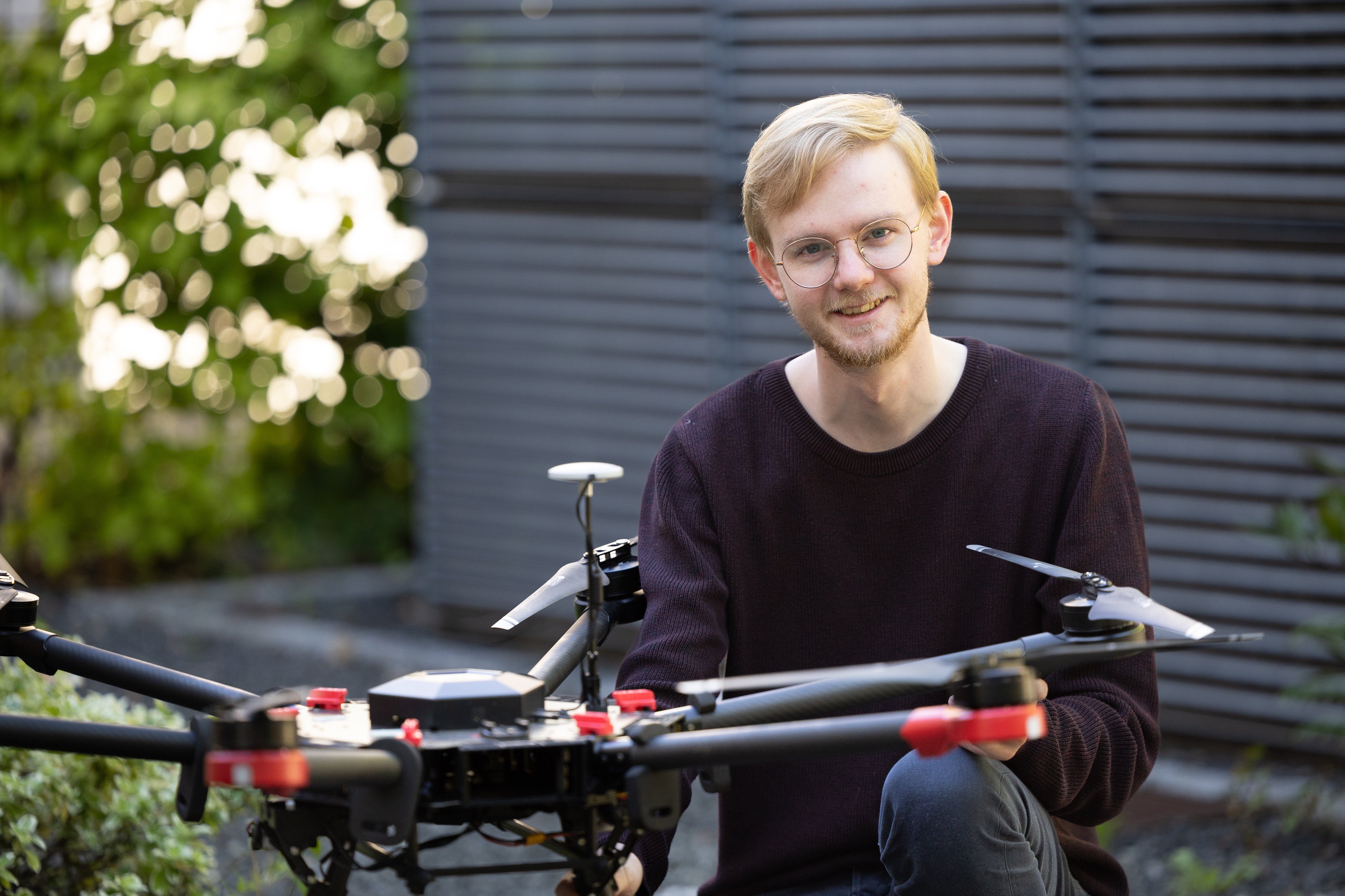 Vi trues af livsfarlige droner - Anders med til at finde løsning