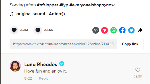 Anton Holm Rosenkilde blev totalt blæst bagover, da han fik en besked på sin video fra pornoskuespillerinden Lana Rhoades. <i>Screenshot: TikTok</i>