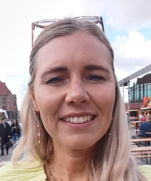 Maria Dahl Mathiasen og Inger Stoklund har ladet sit inspirere af en lignende basar, hvor de selv havde en stand i Hirtshals. <i>Privatfoto</i>