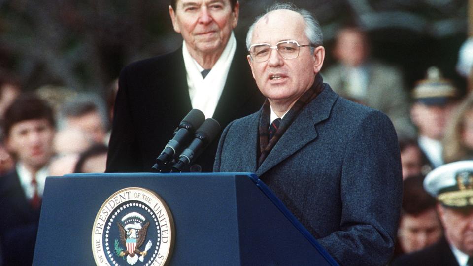 Vestlige politikere har hyldet Gorbatjov for hans arbejde for at skabe åbenhed og fred og bidrage til at genforene Tyskland. (Arkivfoto). <i>Jerome Delay/Ritzau Scanpix</i>