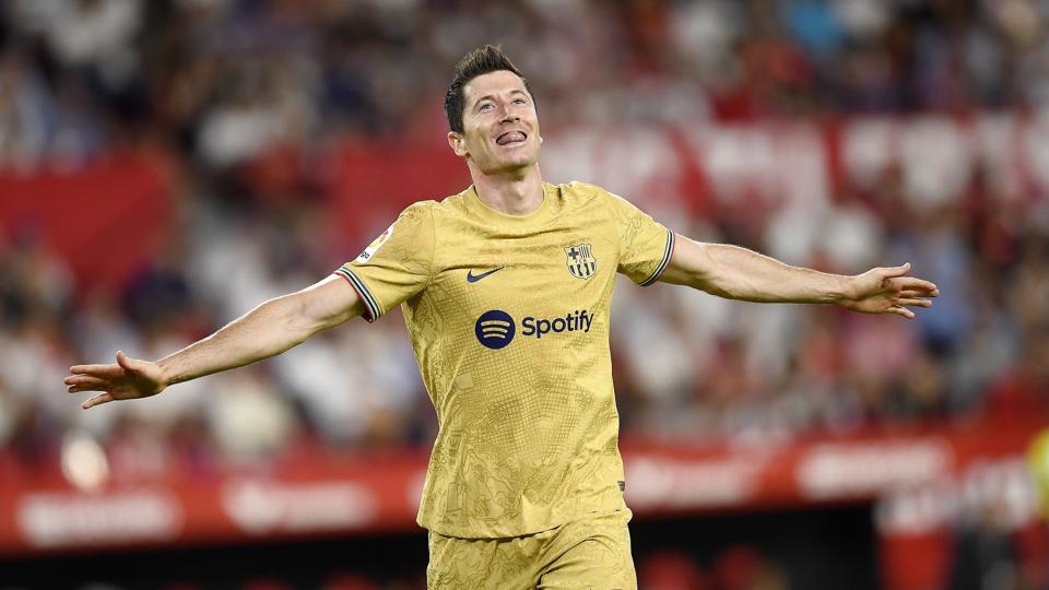 Barcelona-angriberen Robert Lewandowski scorede et enkelt mål i sejren over Sevilla lørdag aften. <i>Jose Breton/Ritzau Scanpix</i>