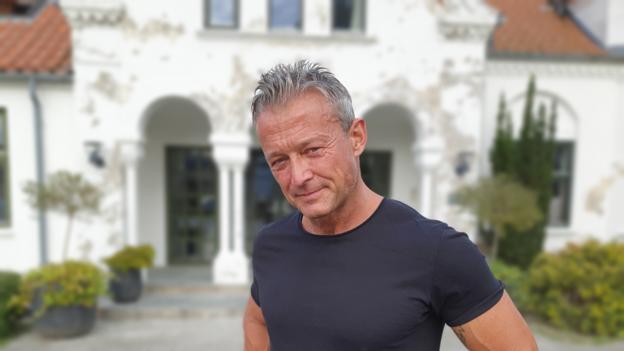 René Dahl Andersen voksede selv op i Hørby, og det var her, politidrømmen første gang spirede i ham. <i>Foto: Simon Jensen</i>