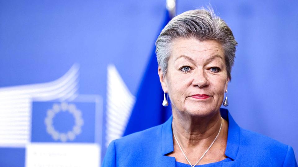 EU-Kommissær Ylva Johansson fremlagde tirsdag EU-Kommissionens forslag til suspendering af en aftale, der har givet russere adgang til hurtigere og billigere visa til Schengen-lande (Arkivfoto). <i>Kenzo Tribouillard/Ritzau Scanpix</i>