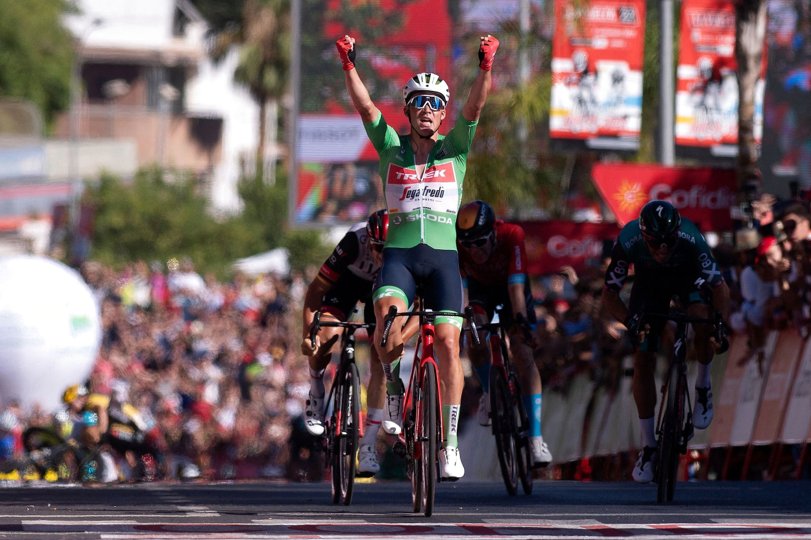 Mads Pedersen triumferede tirsdag for anden gang i årets Vuelta - præcis som han havde lovet sin holdkammerat. <i>Jorge Guerrero/Ritzau Scanpix</i>