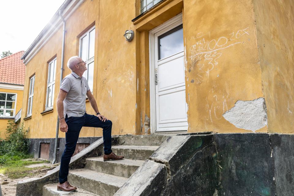 Gennem de seneste år har forældre og personale på Sofiendalskolen set frem til en udvidelse og renovering næste år – men nu ser det projekt ud til at blive skubbet flere år ud i fremtiden. <i>Foto: Martél Andersen</i>
