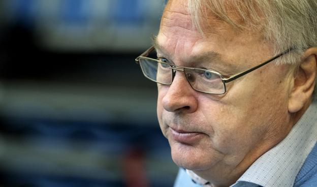 Arne M. Jensen er ikke tilfreds med at være blevet smidt ud af budgetforhandlingerne. <i>Arkivfoto: Lars Pauli</i>