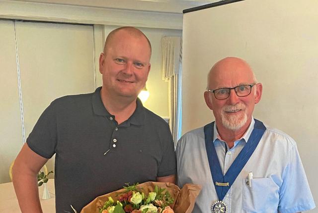 Christian Borrisholt Steen er nyt medlem i Rotary. Han ses her sammen med præsidenten, Finn Krogsgaard. Privatfoto