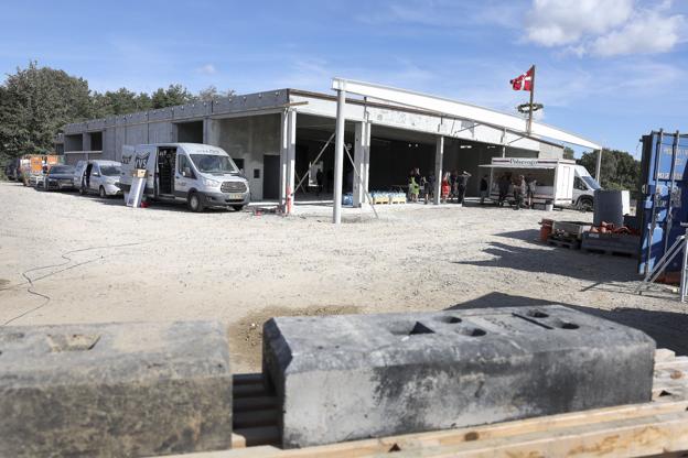 Tirsdag var der rejsegilde på den nye Aldi-butik - og samtidig ligger den store åbningsdag fast. Foto: Bente Poder <i>Foto: Bente Poder</i>