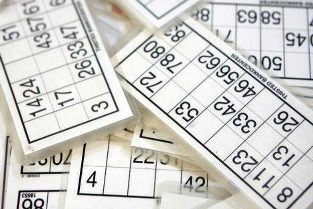 Opera og bingo i en og samme omgang - det kan du få på tv og på storskærm på Café Ulla Terkelsen London. Arkivfoto