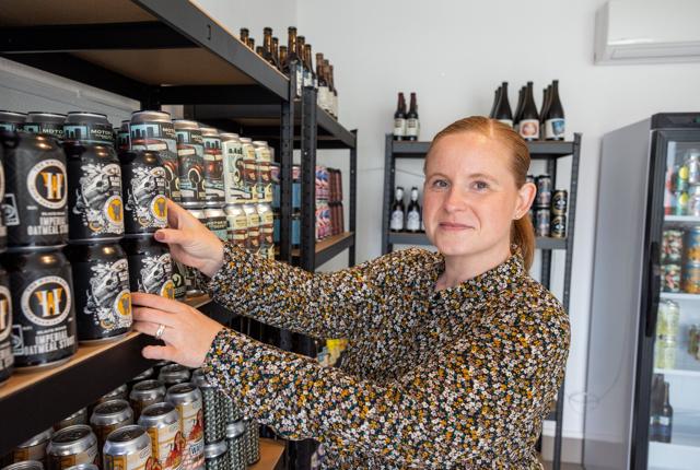 Kristina Laursen åbner sin nye ølforretning i Søndergade lørdag 3. september. Foto: Kim Dahl Hansen