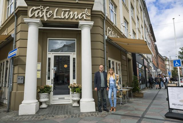Det er en af byens ældste caféer, der nu får nye ejere. Foto: Martél Andersen