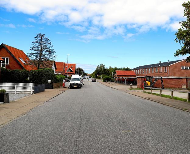Her begynder etableringen af ny cykelsti onsdag i denne uge. Der kommer cykelsti i begge sider af vejen. Foto: Vibe Maria Dahl Andersen <i>Vibe Maria Dahl Andersen</i>