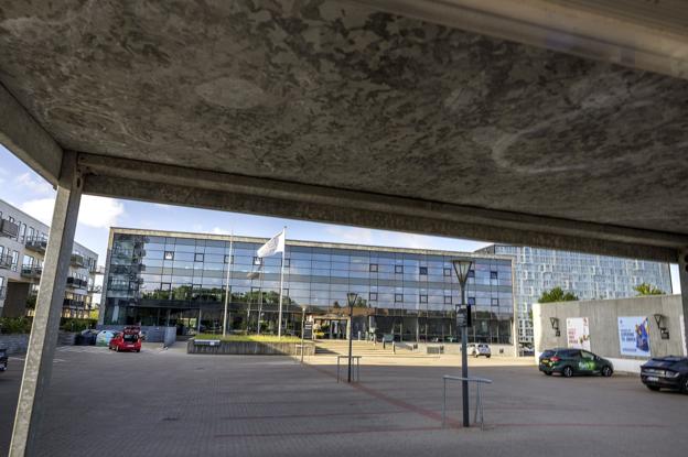 Det er på adressen Danalien 1 i Aalborg, den nu konkursramte tøjbutik holdt til. Foto: Lars Pauli <i>Foto: Lars Pauli</i>