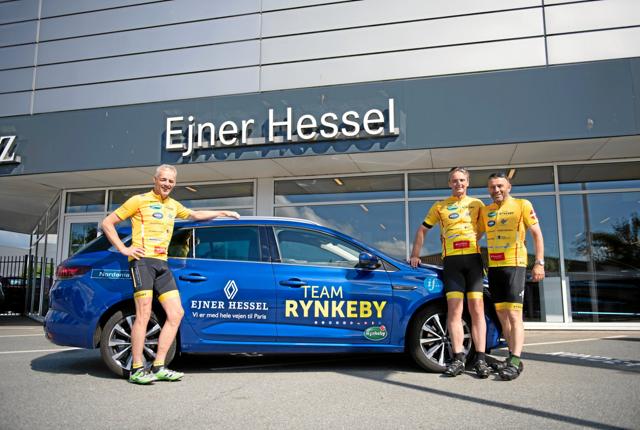 Henrik Mellgaard(tv.) og Michael Christensen(midten) lokkede kollegaen Troels Strøm(th.) op på cyklen. PR-foto