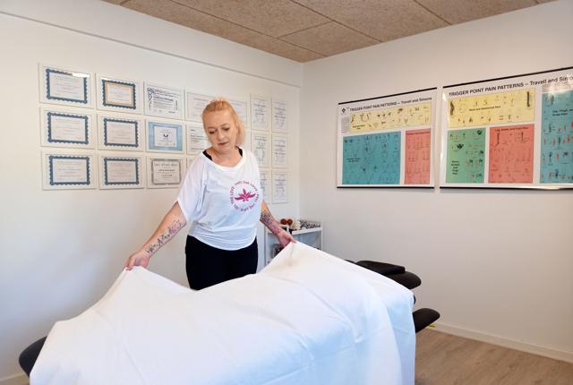 Lohtuz Søndergaard har åbnet en ny klinik med holistiske behandlinger. Privatfoto