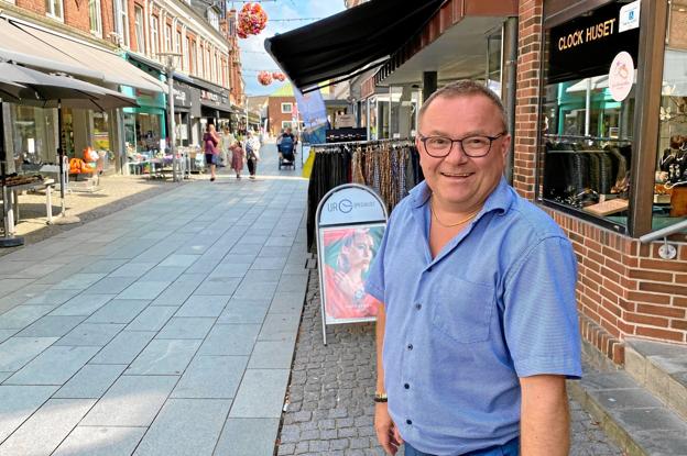 - Vi har været tilfredse med sommeren allesammen, siger formanden for Mors Handel, Michael Hansen. Foto: Carsten Hougaard