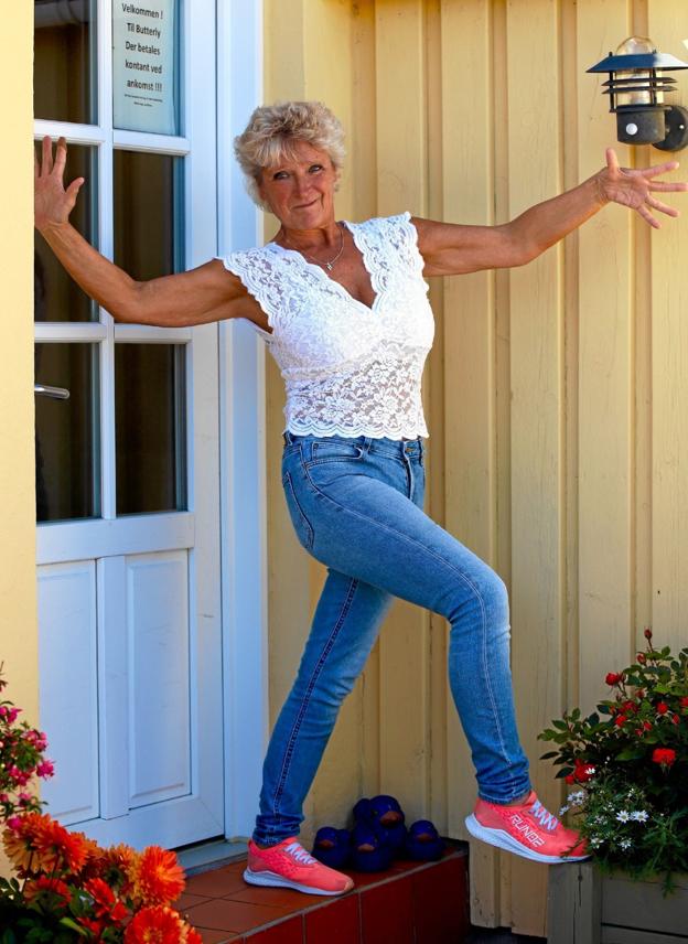 Der skal ske noget i Ingas liv, og derfor er hendes hus i Skagen nu sat til salg, og Inga drømmer om et liv med plads til mange flere rejser. Foto: Vibe Maria Dahl Andersen