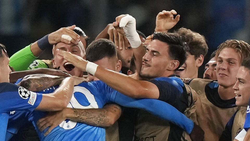 Der var stor jubel på Stadio Diego Armando Maradona onsdag aften. <i>Andrew Medichini/Ritzau Scanpix</i>