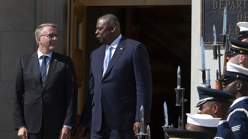 Forsvarsminister Morten Bødskov (S) og hans amerikanske ditto, Lloyd Austin, mødes torsdag i Tyskland. (Arkiv). <i>Cliff Owen/Ritzau Scanpix</i>