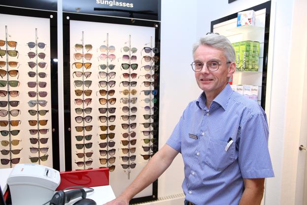 Ole Frydkjær Thomsen har været optiker i 30 år og indehaver af Thiele i Frederikshavn de seneste 15 år. <i>Foto: Hans Sejlund</i>