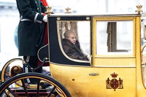 Dronning Margrethe tilpasser fejring efter britisk dronnings død