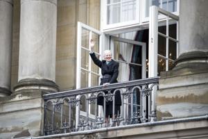 Det danske kongehus dropper karetkørsel og aflyser balkonvink
