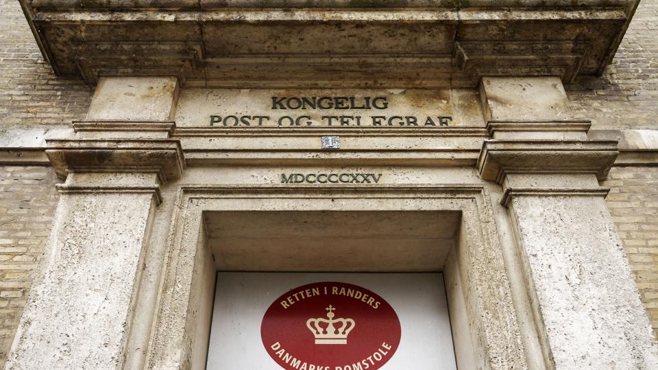 Retten i Randers har idømt en 51-årig mand syv års fængsel for at modtaget og opbevare store mængder hash. (Arkivfoto). <i>Bo Amstrup / Ritzau Scanpix/Ritzau Scanpix</i>