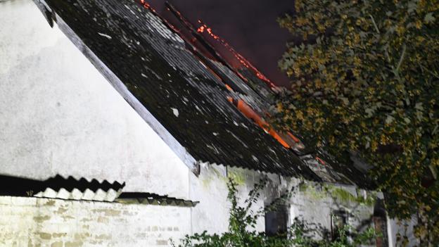 Ilden opstod i hovedhuset på landejendommen. <i>Foto: Jan Pedersen</i>