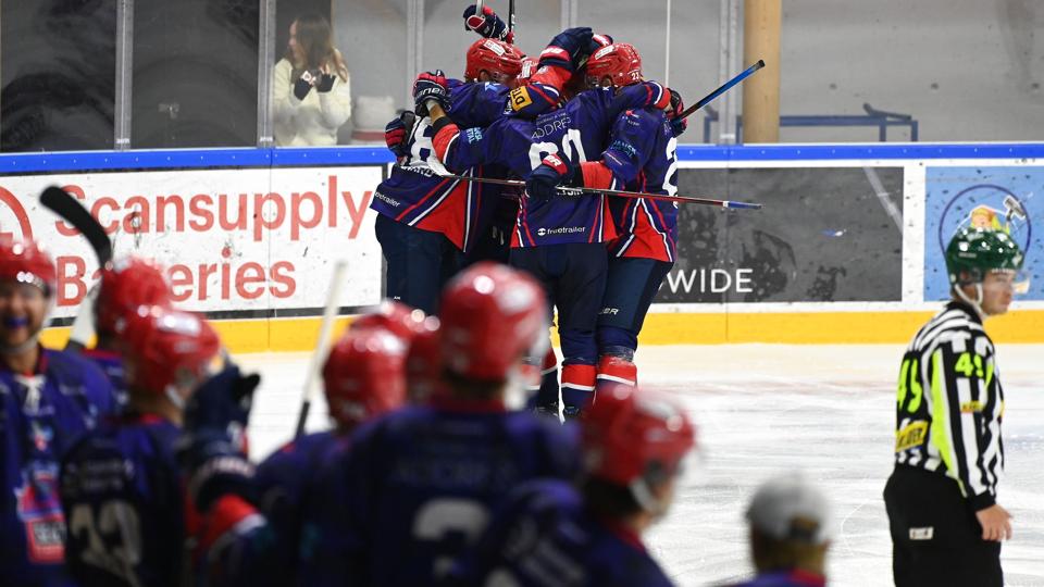 Rungsted Seier Capital jublede over en scoring fire gange i hjemmekampen mod Herning. <i>Thomas Sjørup/Ritzau Scanpix</i>