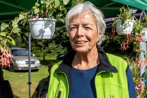 Formanden for Jammerbugt Havekreds, Bente Nøhr, havde lørdag inviteret til Havens Dag på Bratskov. <i>Foto: Jesper Hansen</i>