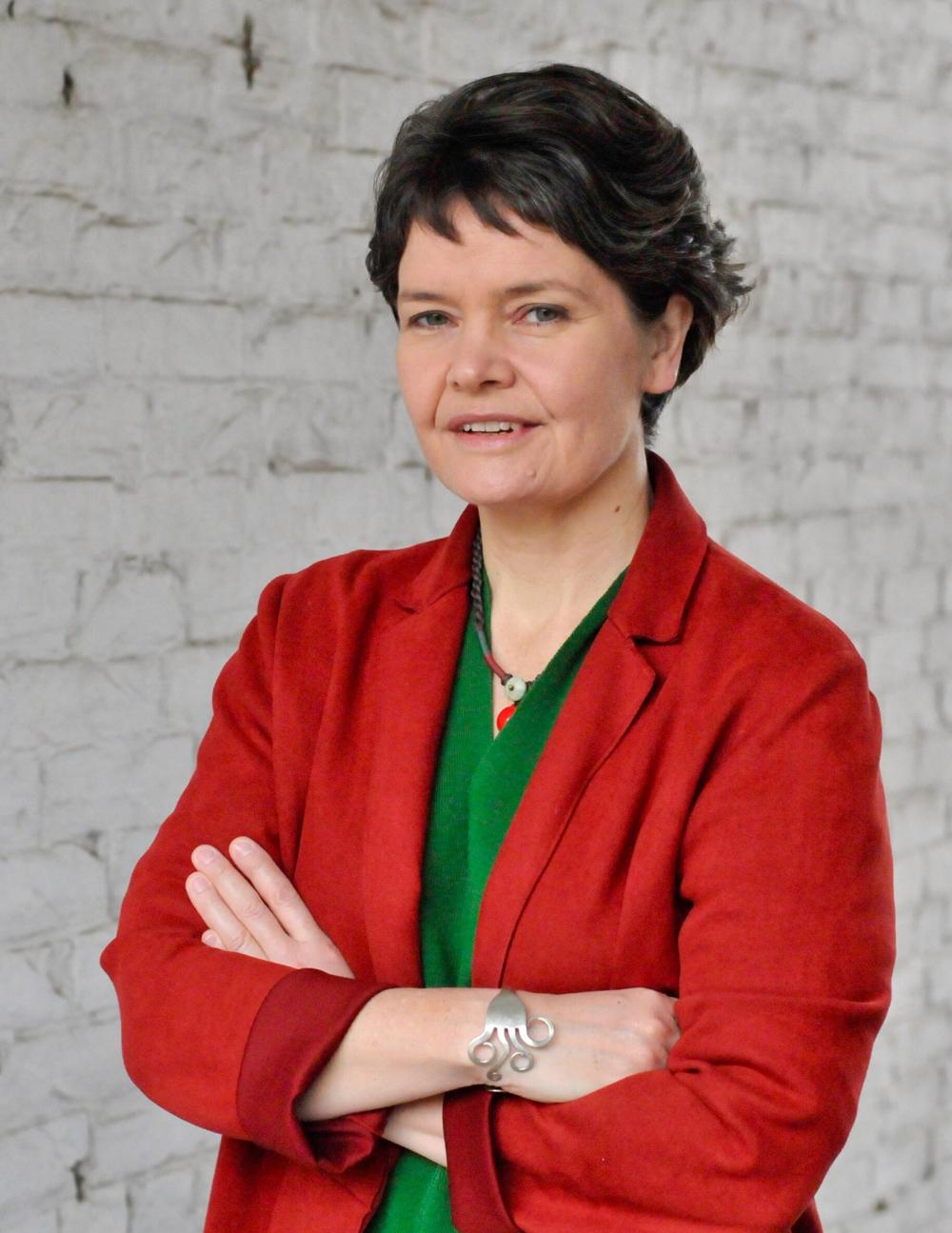 Kate Raworth, skaber af "the Doughnut of social and planetary boundaries" og medstifter af Doughnut Economics Action Lab. Kate Raworth, skaber af "the Doughnut of social and planetary boundaries" og medstifter af Doughnut Economics Action Lab.